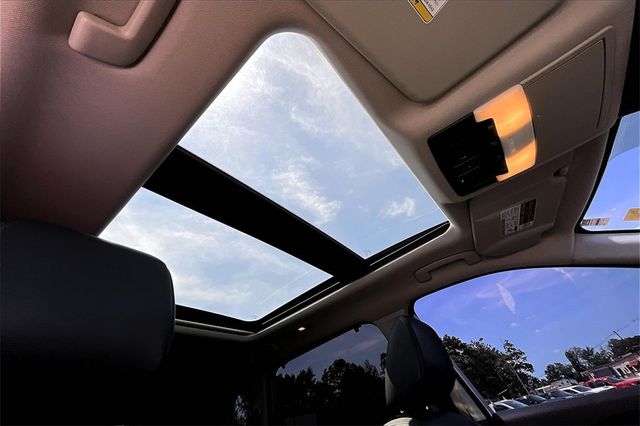 2021 Nissan Rogue AWD SV - 22939105 - 22