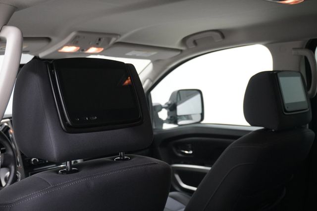 2021 Nissan Titan 4x2 Crew Cab SV - 22896347 - 12