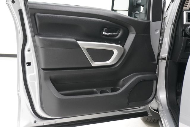 2021 Nissan Titan 4x2 Crew Cab SV - 22896347 - 13