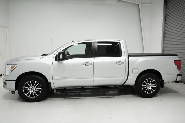 2021 Nissan Titan 4x2 Crew Cab SV - 22896347 - 5