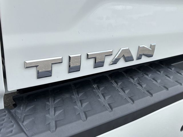 2021 Nissan Titan 4x2 Crew Cab SV - 22747803 - 14