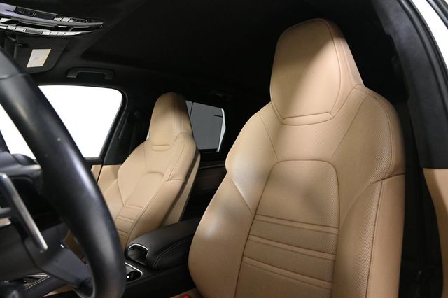 2021 Porsche Cayenne Turbo - 22932416 - 17