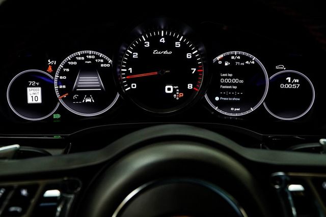 2021 Porsche Cayenne Turbo Coupe AWD - 22904201 - 32