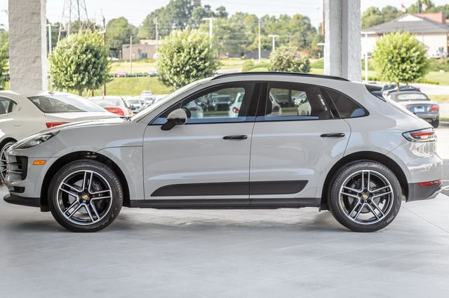 2021 Porsche Macan MACAN AWD - CHALK - NAV - PANO ROOF - BACKUP CAM - GORGEOUS - 22882126 - 47