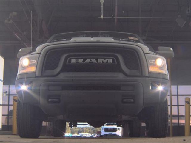 2021 Ram 1500 Classic Warlock 4x4 Quad Cab 6'4" Box - 22904423 - 3