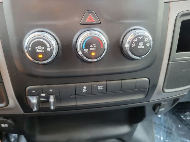 2021 Ram 1500 Classic Crew Cab Tradesman Pickup 4D 5 1/2 ft - 22932915 - 11