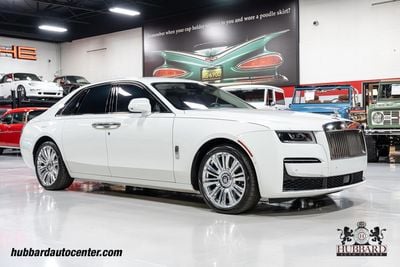 2021 Rolls-Royce Ghost Base's photo