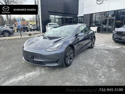 2021 Tesla Model 3 Base's photo