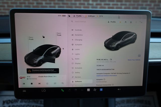 2021 Tesla Model 3 Standard Range Plus RWD - 22928745 - 35