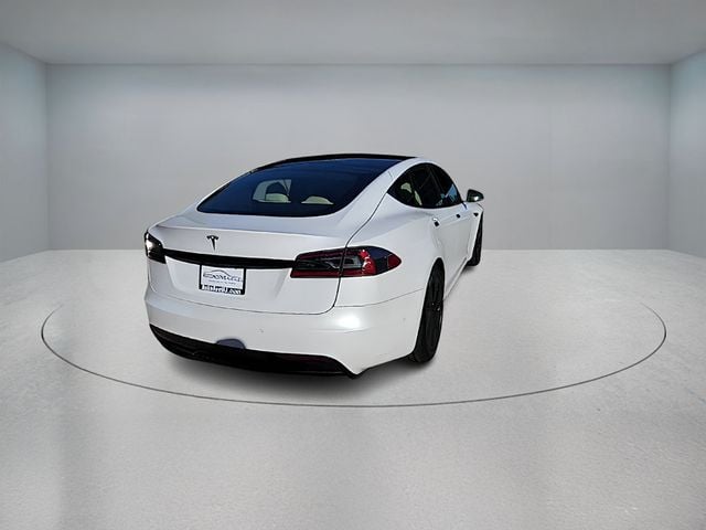 2021 Tesla Model S Long Range AWD with Cream Premium Interior - 22934826 - 3