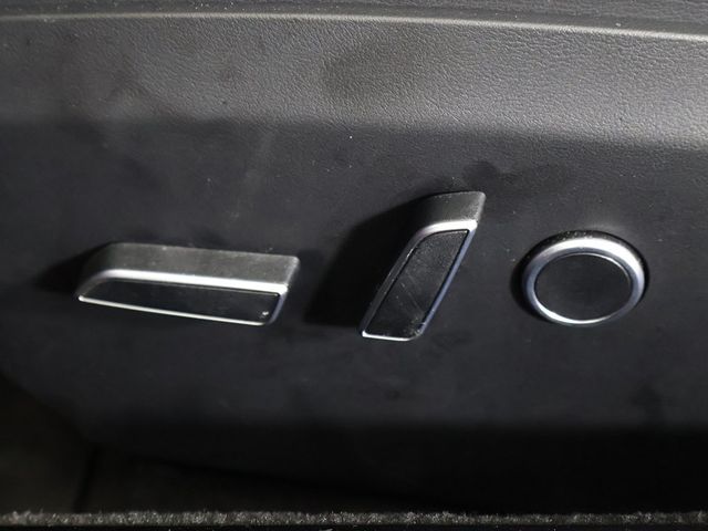 2021 Tesla Model S Plaid AWD - 22910773 - 28