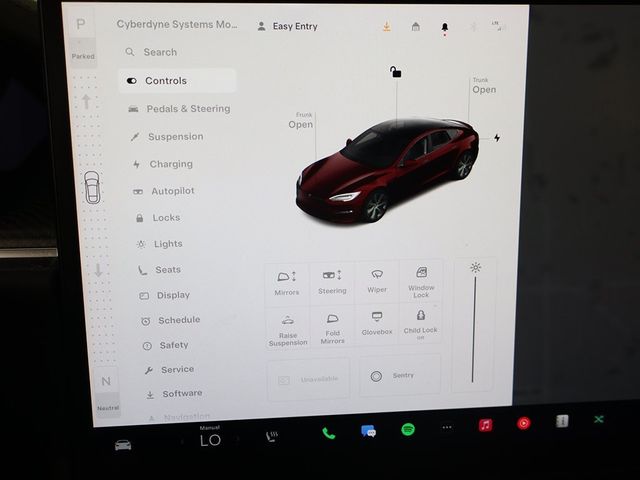2021 Tesla Model S Plaid AWD - 22910773 - 44
