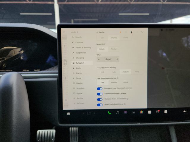 2021 Tesla Model S Plaid AWD - 22934225 - 19
