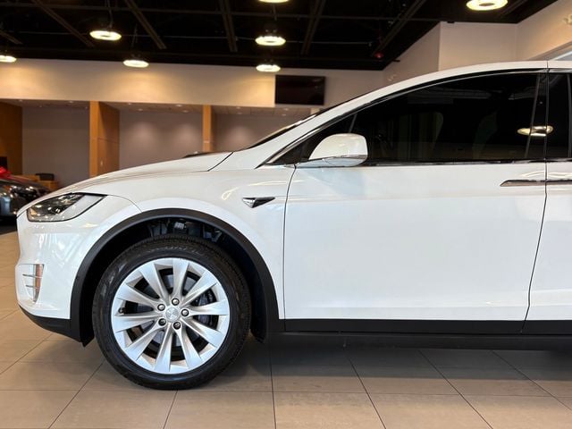 2021 Tesla Model X Long Range Plus AWD - 22937493 - 8