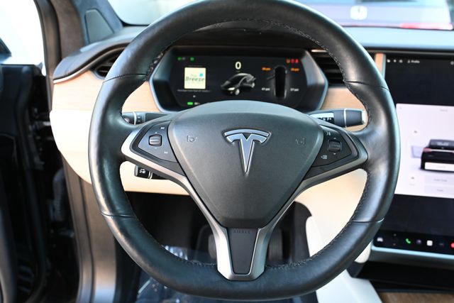 2021 Tesla Model X Long Range Plus AWD *Ltd Avail* with 7 Seat B&W Premium Interior - 22936522 - 10