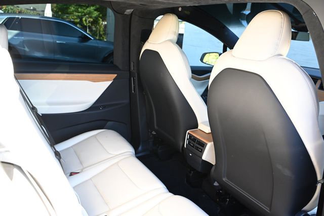 2021 Tesla Model X Long Range Plus AWD *Ltd Avail* with 7 Seat B&W Premium Interior - 22936522 - 23