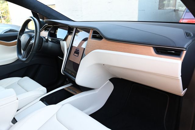 2021 Tesla Model X Long Range Plus AWD *Ltd Avail* with 7 Seat B&W Premium Interior - 22936522 - 25