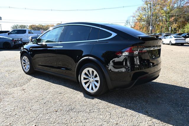 2021 Tesla Model X Long Range Plus AWD *Ltd Avail* with 7 Seat B&W Premium Interior - 22936522 - 2