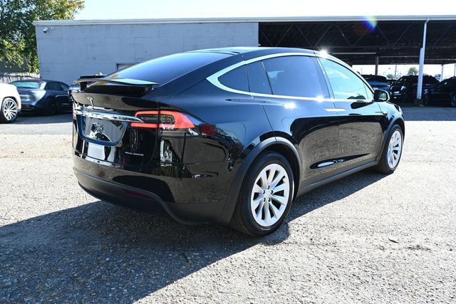 2021 Tesla Model X Long Range Plus AWD *Ltd Avail* with 7 Seat B&W Premium Interior - 22936522 - 4