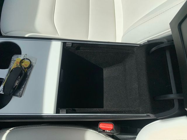 2021 Tesla Model Y Long Range AWD - 22940191 - 23