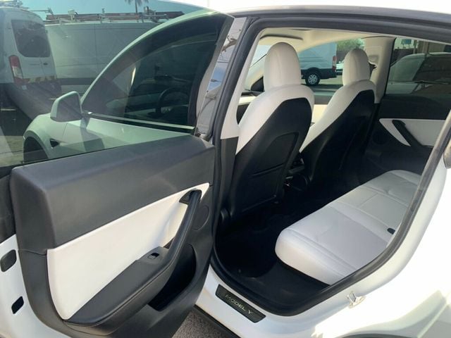 2021 Tesla Model Y Long Range AWD - 22940191 - 39