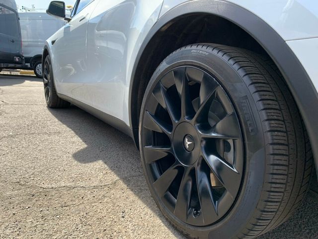 2021 Tesla Model Y Long Range AWD - 22940191 - 4