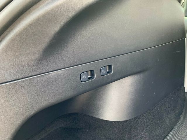 2021 Tesla Model Y Long Range AWD - 22940191 - 51