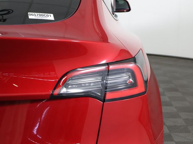 2021 Tesla Model Y Long Range AWD - 22921173 - 17