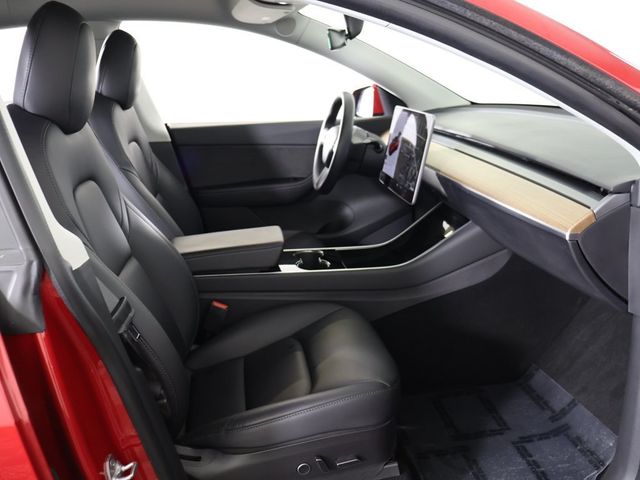 2021 Tesla Model Y Long Range AWD - 22921173 - 32