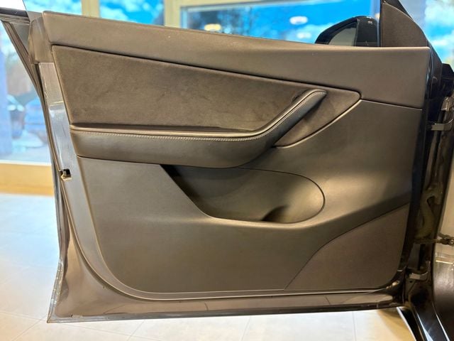 2021 Tesla Model Y Long Range AWD - 22934921 - 11