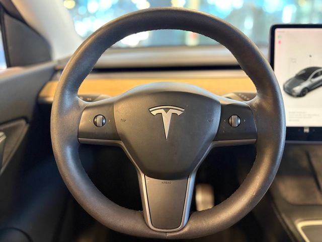 2021 Tesla Model Y Long Range AWD - 22934921 - 16