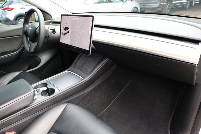 2021 Tesla Model Y Long Range AWD - 22939951 - 29