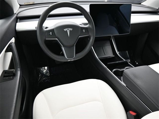 2021 Tesla Model Y Standard Range RWD - 22924276 - 18