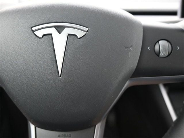 2021 Tesla Model Y Standard Range RWD - 22924276 - 23
