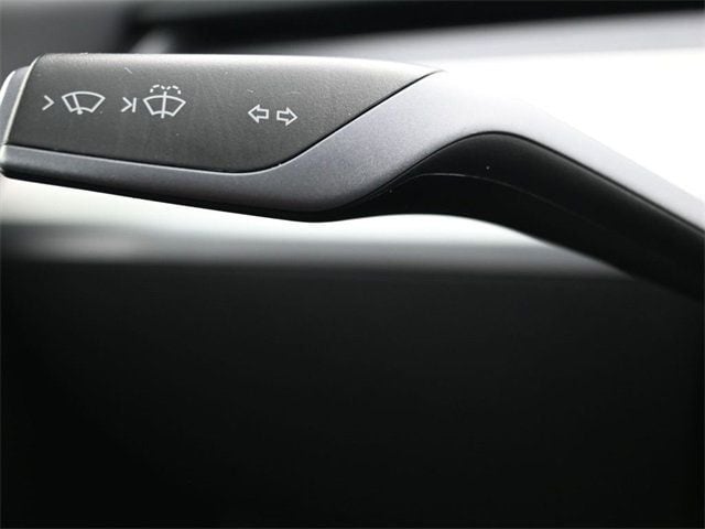 2021 Tesla Model Y Standard Range RWD - 22924276 - 25