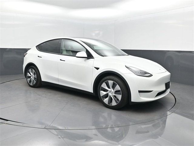 2021 Tesla Model Y Standard Range RWD - 22924276 - 33