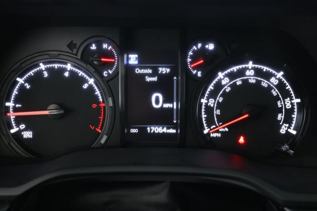 2021 Toyota 4Runner SR5 4WD with Premium Audio and Navigation - 22921306 - 11