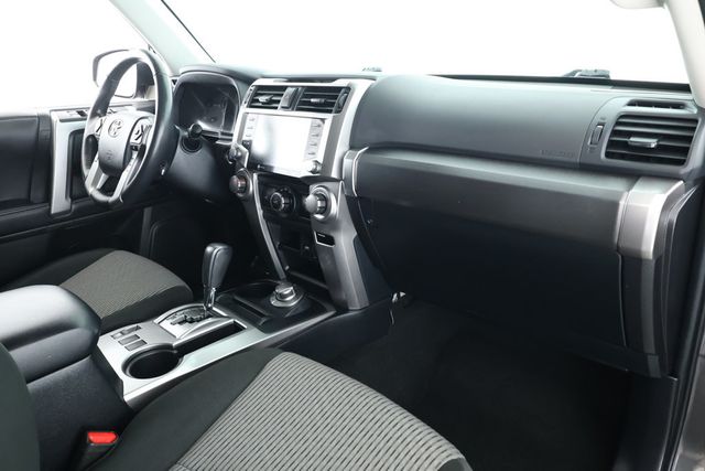 2021 Toyota 4Runner SR5 4WD with Premium Audio and Navigation - 22921306 - 22