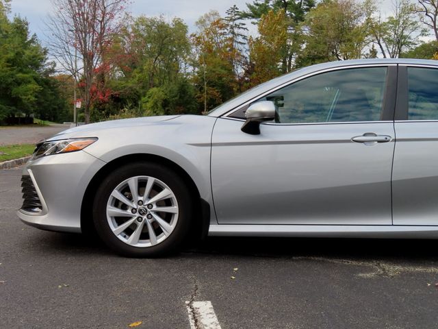 2021 Toyota Camry LE Automatic AWD - 22931490 - 9