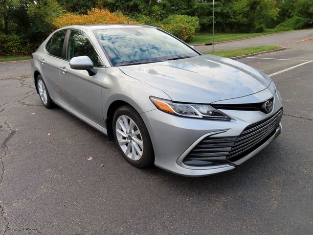 2021 Toyota Camry LE Automatic AWD - 22931490 - 18