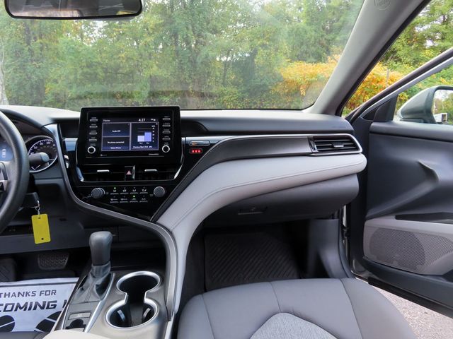 2021 Toyota Camry LE Automatic AWD - 22931490 - 31