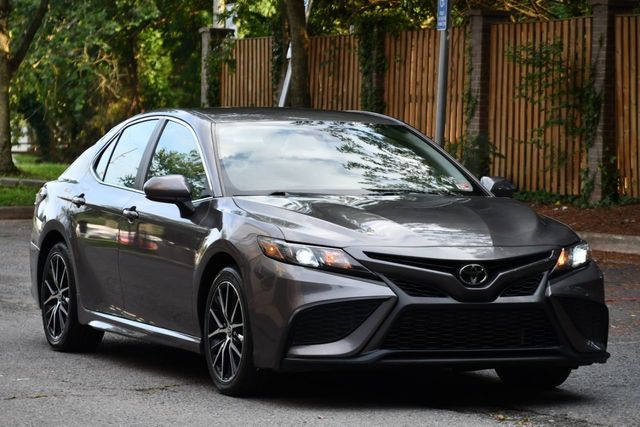 2021 Toyota Camry SE Automatic - 22047558 - 3