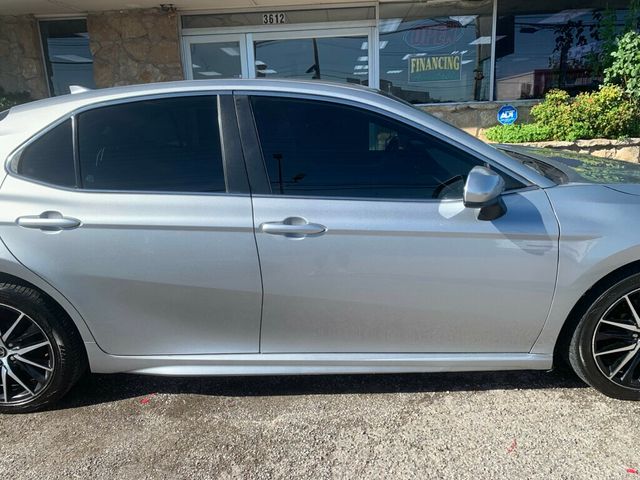 2021 Toyota Camry SE Nightshade Automatic - 22939922 - 20