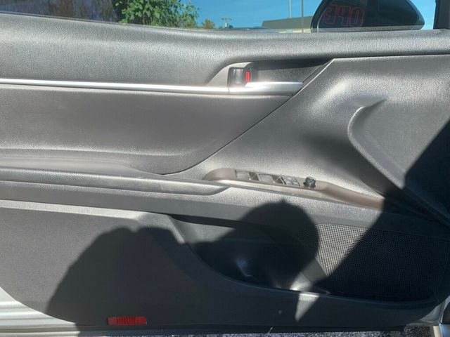 2021 Toyota Camry SE Nightshade Automatic - 22939922 - 3