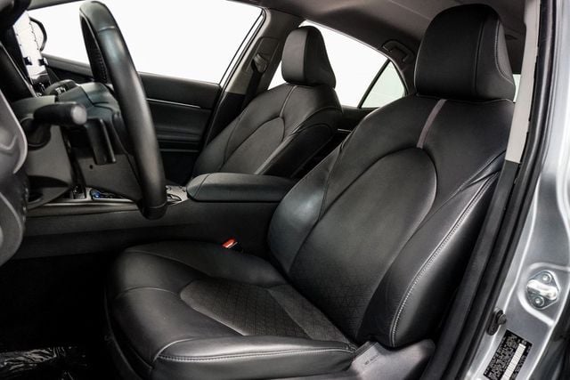 2021 Toyota Camry XSE Automatic - 22868892 - 17
