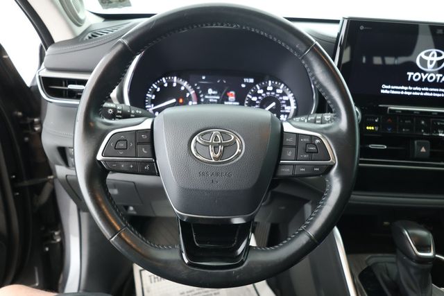 2021 Toyota Highlander Platinum AWD - 22901170 - 11
