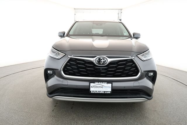 2021 Toyota Highlander Platinum AWD - 22901170 - 1