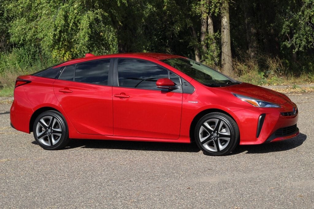 2021 Toyota Prius HYBRID XLE SEDAN W/ LEATHER HEATED SEATS, HEATED STEERING WHEEL - 22932707 | Video 1