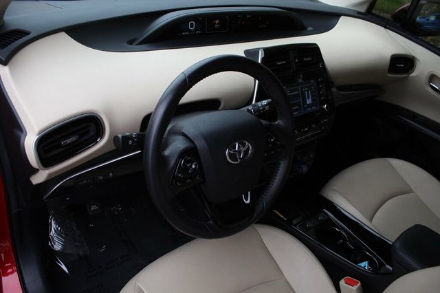 2021 Toyota Prius HYBRID XLE SEDAN W/ LEATHER HEATED SEATS, HEATED STEERING WHEEL - 22932707 - 25