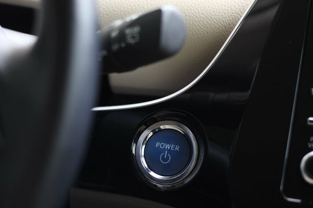 2021 Toyota Prius HYBRID XLE SEDAN W/ LEATHER HEATED SEATS, HEATED STEERING WHEEL - 22932707 - 30